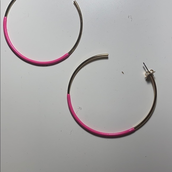 Pink hoops - Picture 1 of 1
